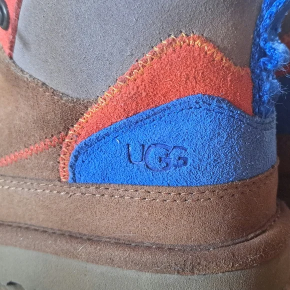 UGG Sneakers, Kid Size 13, Highland Hi Heritage, Brown Suede, Lace Up Booties - Picture 10 of 13